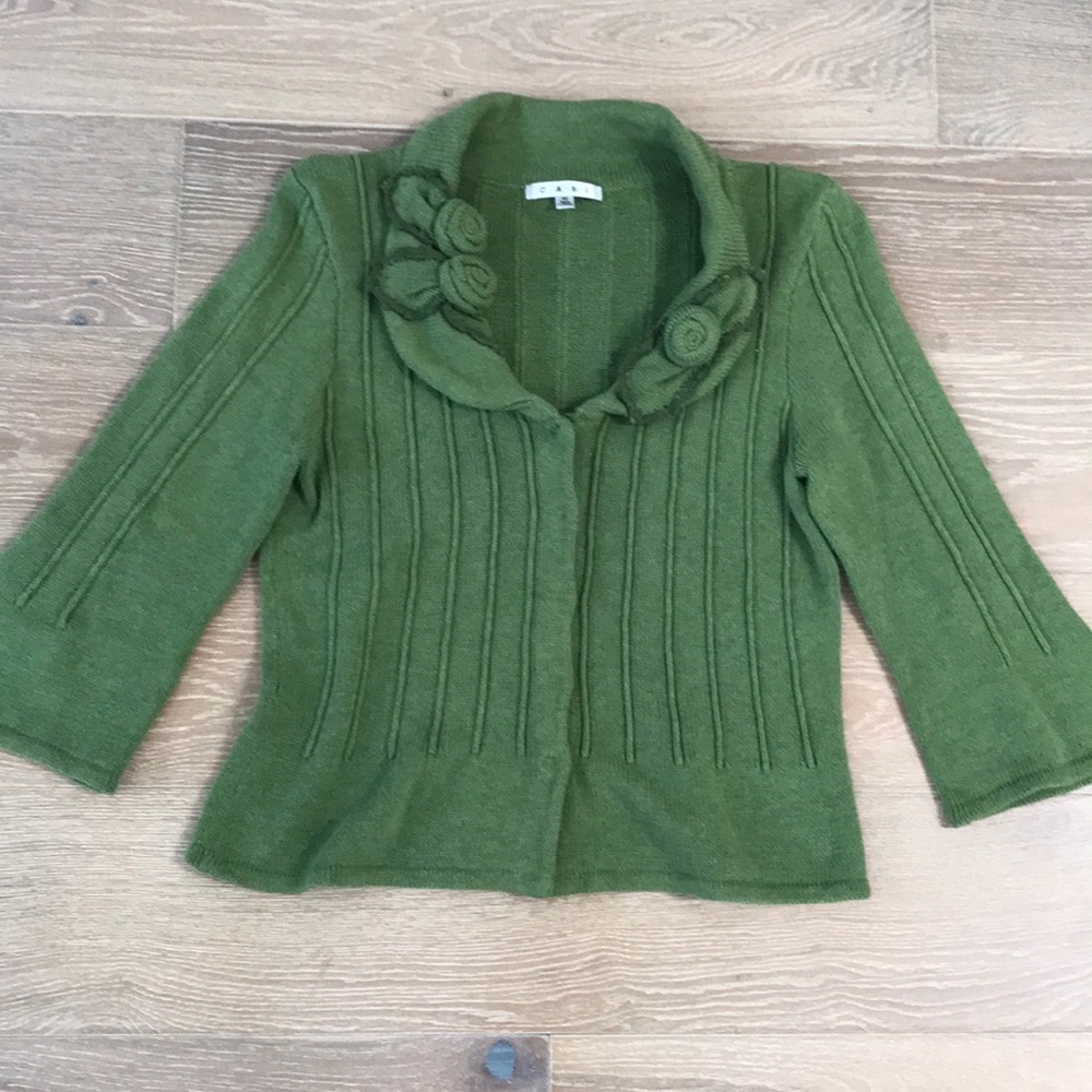 Cabi pretty green button down sweater